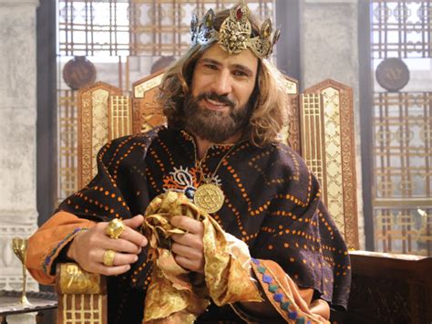 Sucesso de público, Rei Davi entra para a história da TV Famosos e TV